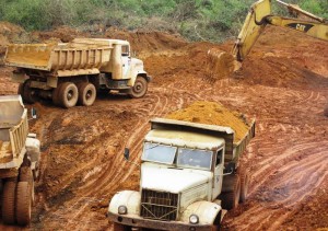 Iron ore mining in Thai Nguyen Province, Vietnam (Source: thainguyentv.vn)